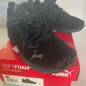 Kids/ Boys Puma slip on black sneakers.